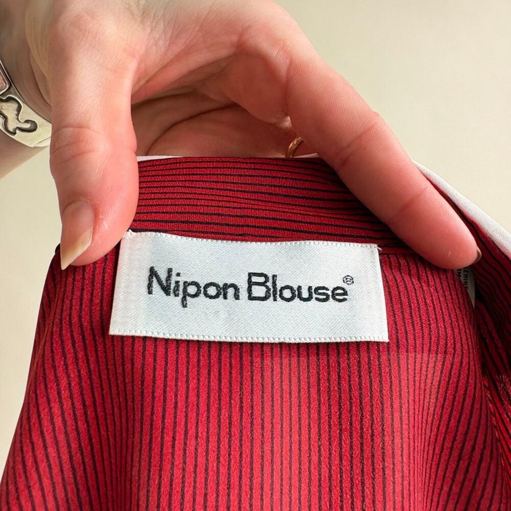 Albert Nipon Claret Pintuck Blouse - Peter Pan Collar, Puff Sleeves, Size 4 - Picture 6 of 7